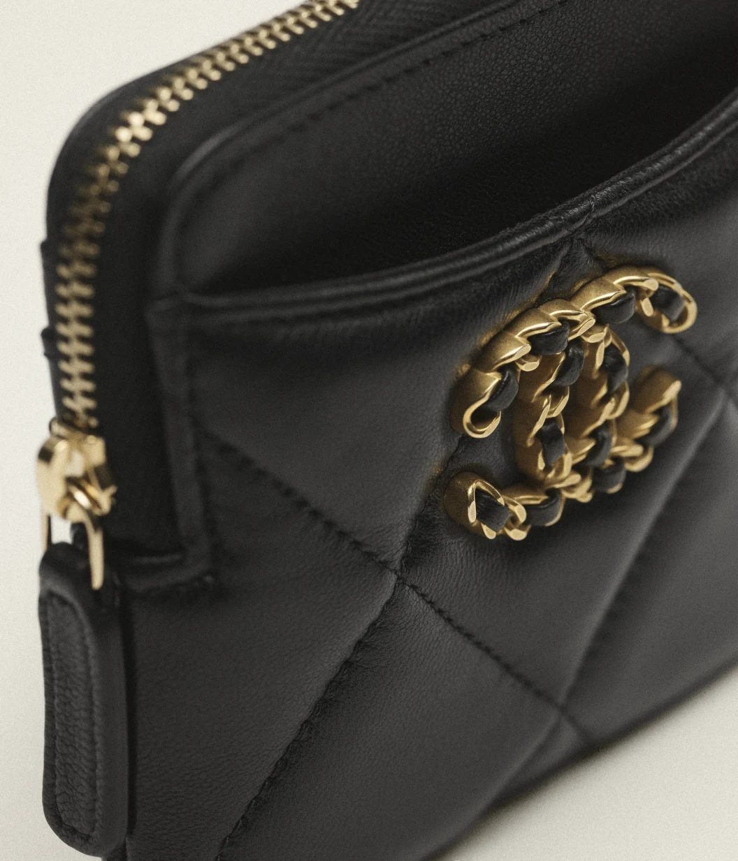 CHANEL 19 ジップ コインパース