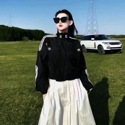 『S-XL』元気いっぱい シンプル カジュアル スポーツクール 快適 軽量 合わせやすい アウター