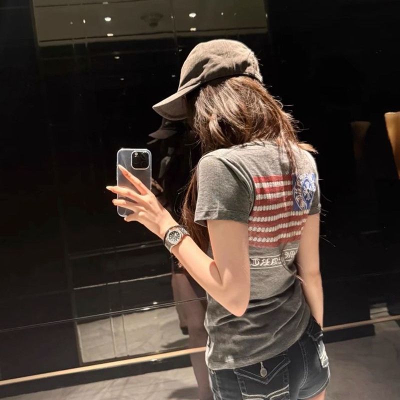 【S-XL】夏に人気のプリント半袖Tシャツ、着痩せ効果抜群のトップス