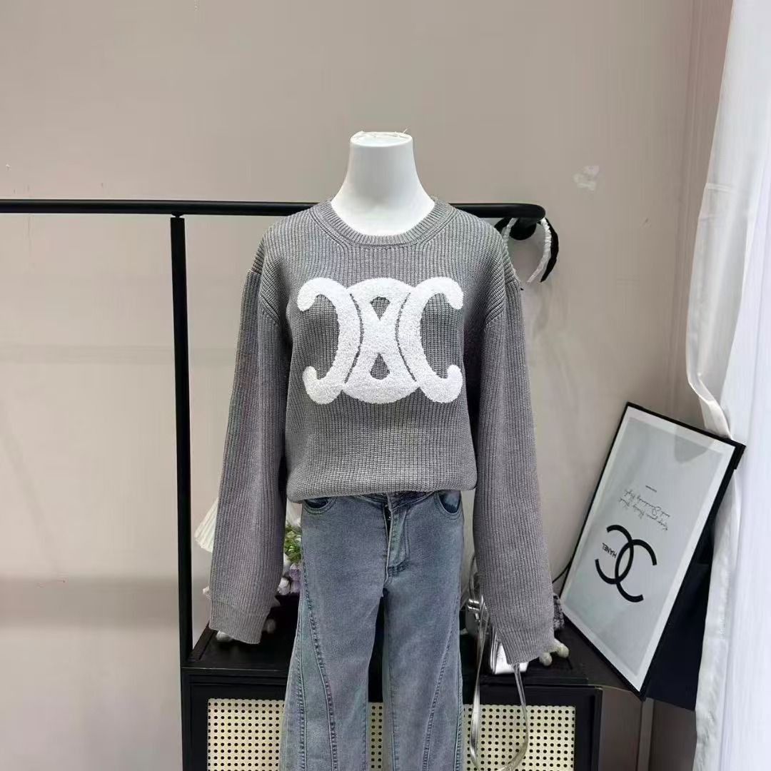 新作秋冬フロックレターゆったりフィット万能通勤ニットセータートップス