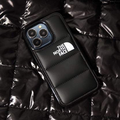 トレンドの新作冬用Appleスマホケース、スポーティなスマホケース