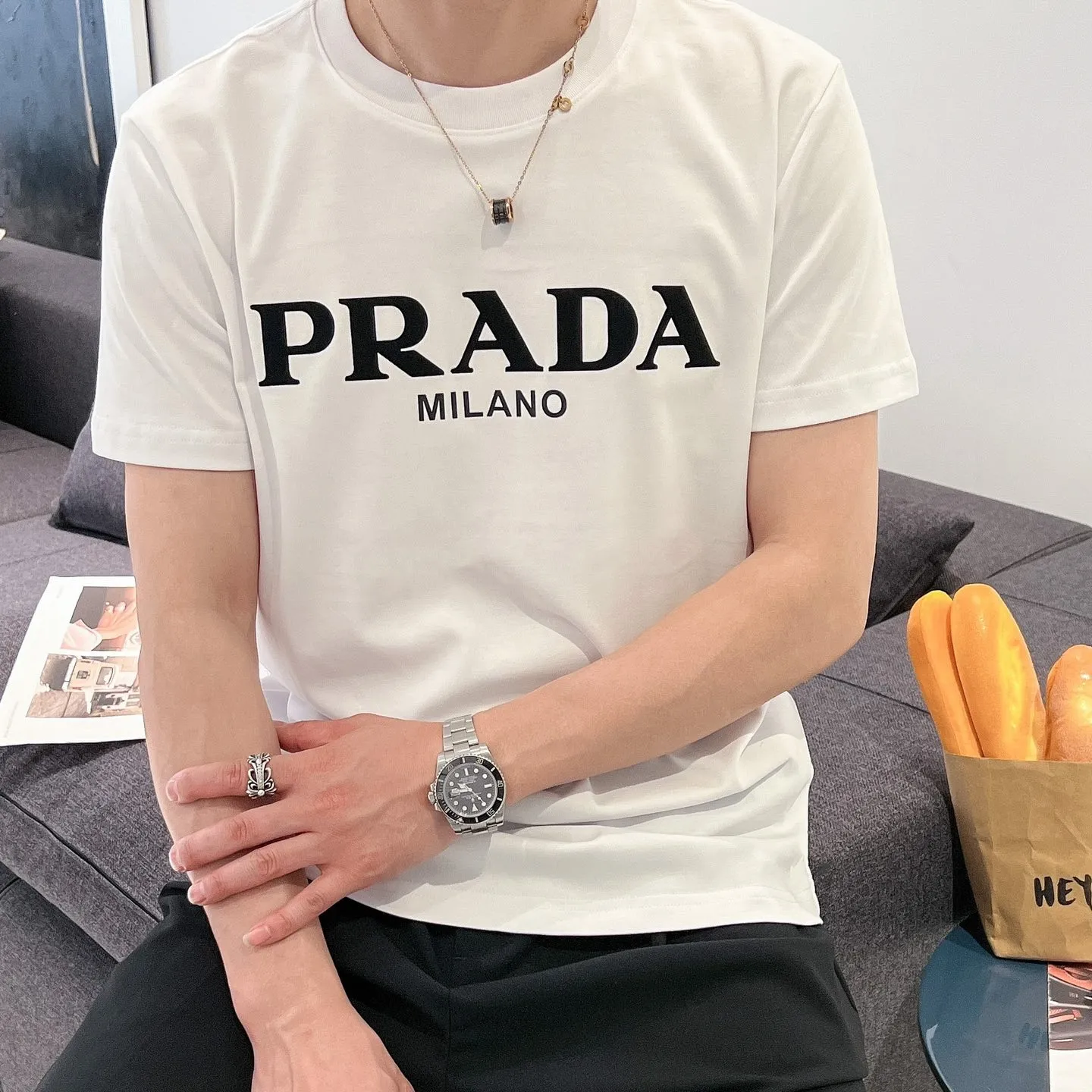 『S-4XL』毎日着たくなる 大歓迎 着回し力抜群 カジュアル 柔らかい 半袖 Tシャツ