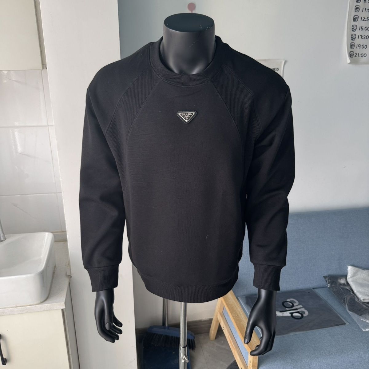 『M-3XL』メンズとレディースのトレンド感のあるカジュアルな長袖ラウンドネックスウェットシャツ