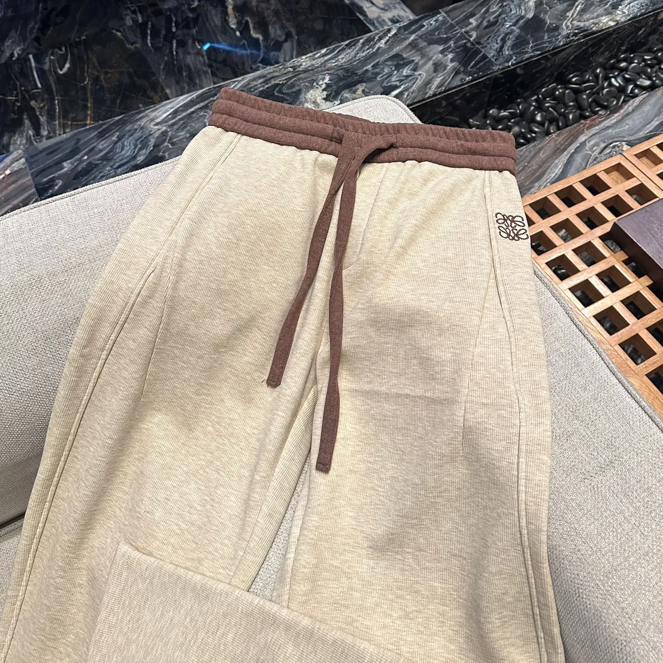 『M-3XL』秋冬新作のスポーティストレートレッグパンツ、男女兼用ドローストリングカジュアルパンツ