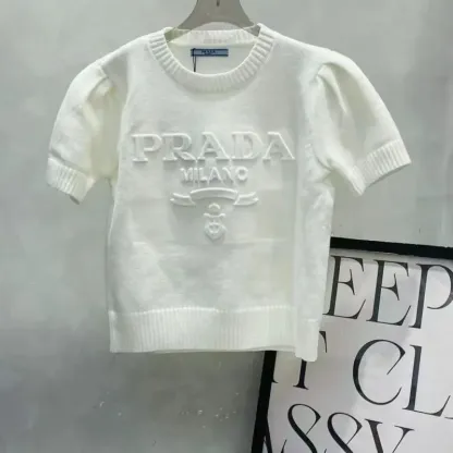 『S-XL』優しい雰囲気 ふわふわ 快適 スタイリッシュエレガント 半袖ニットＴシャツ