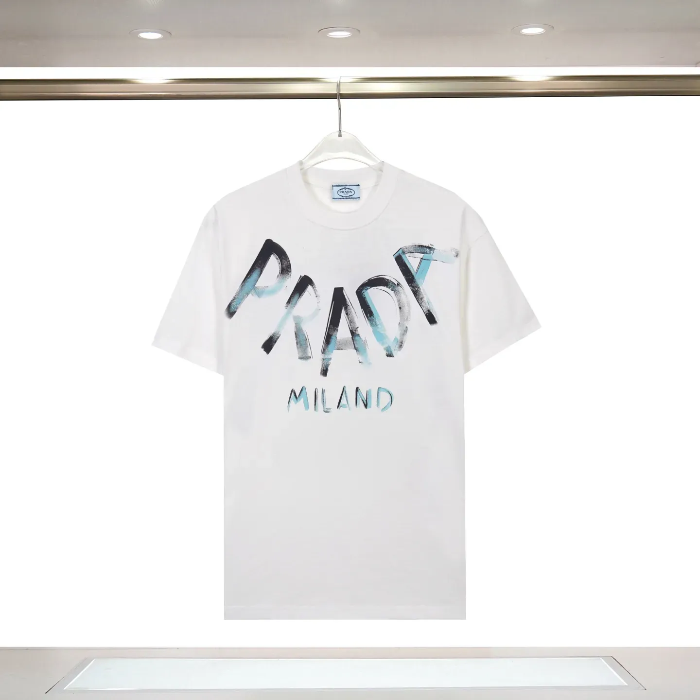 『S-2XL』存在感のある リラックスフィット 軽量素材 合わせやすい 半袖Ｔシャツ