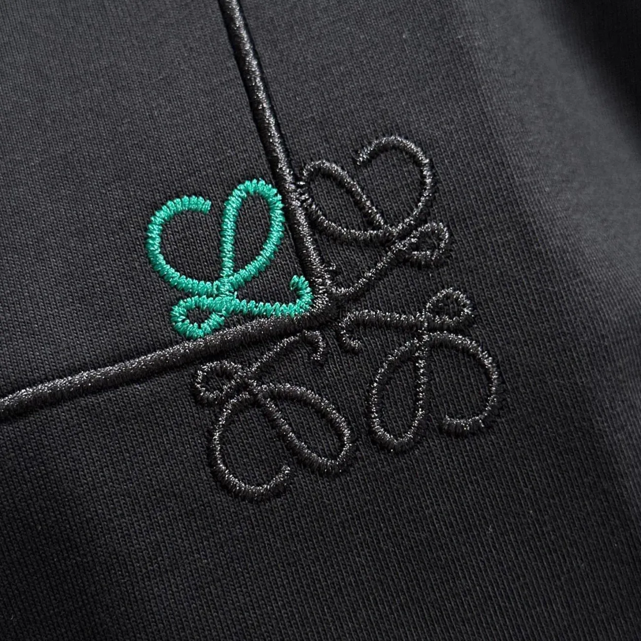 『XS-L』春夏新作 定番刺繍入りカジュアル半袖Tシャツ