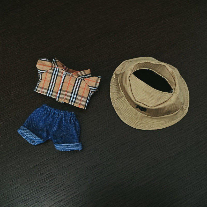 服のみ、Labubu人形の服、チェック柄のトレンディなシャツ、服、ビニール製の顔の人形の服、着替え