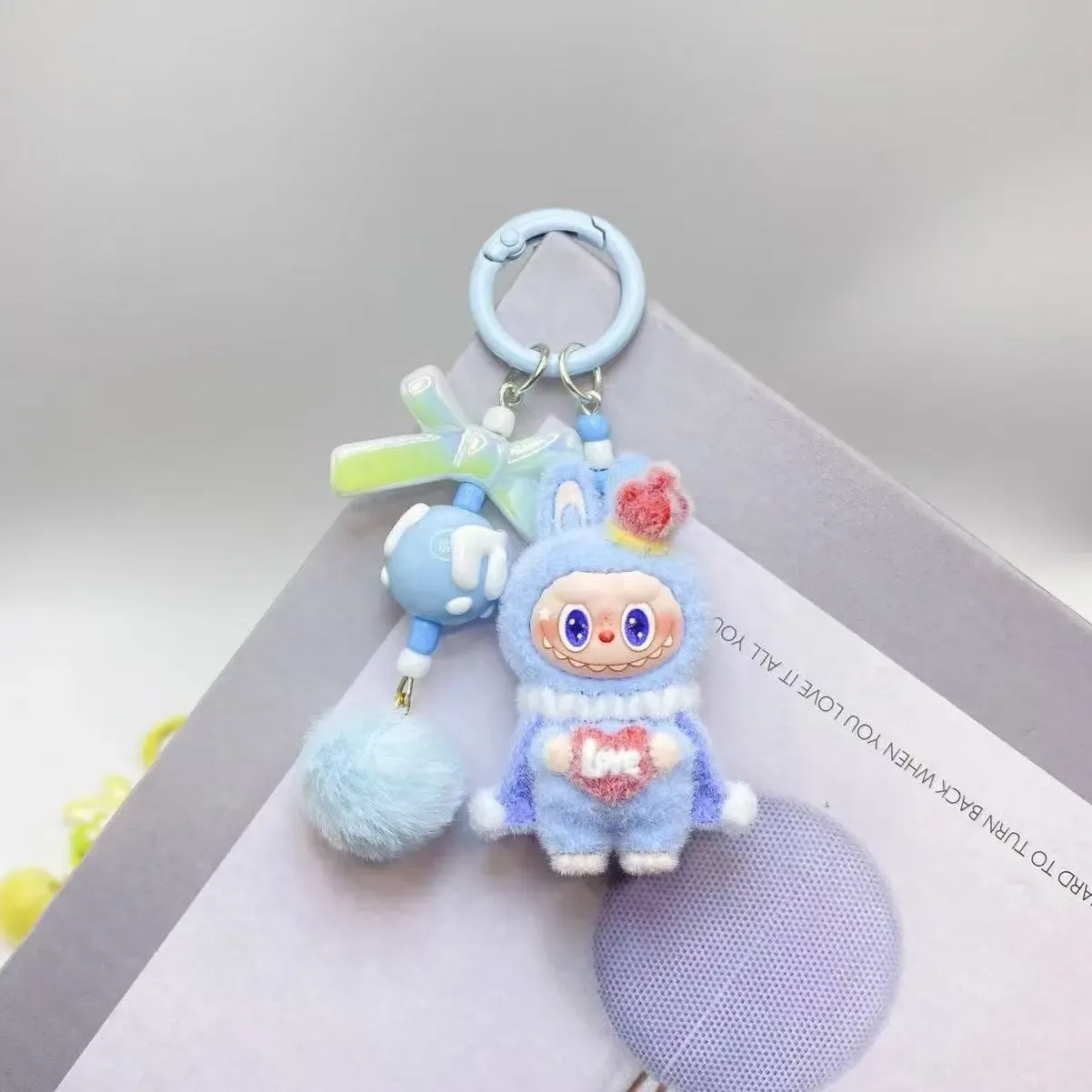 新しいフロッキングクロスペンダントかわいい人形キーチェーンペンダントギフト