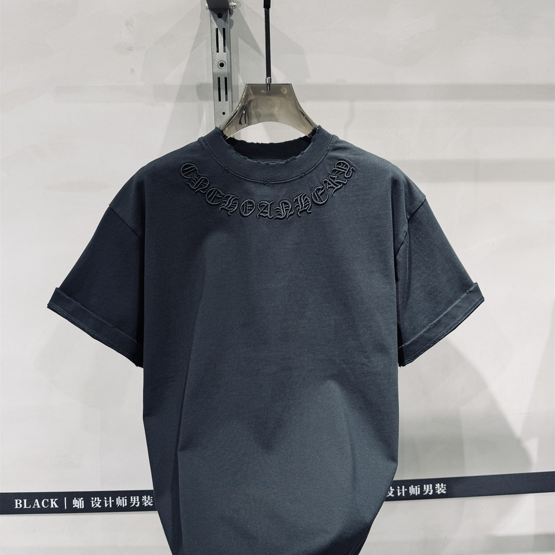 【L-4XL】トレンディな刺繍入り半袖Tシャツ、ゆったりとしたクルーネック、ユニセックストップス