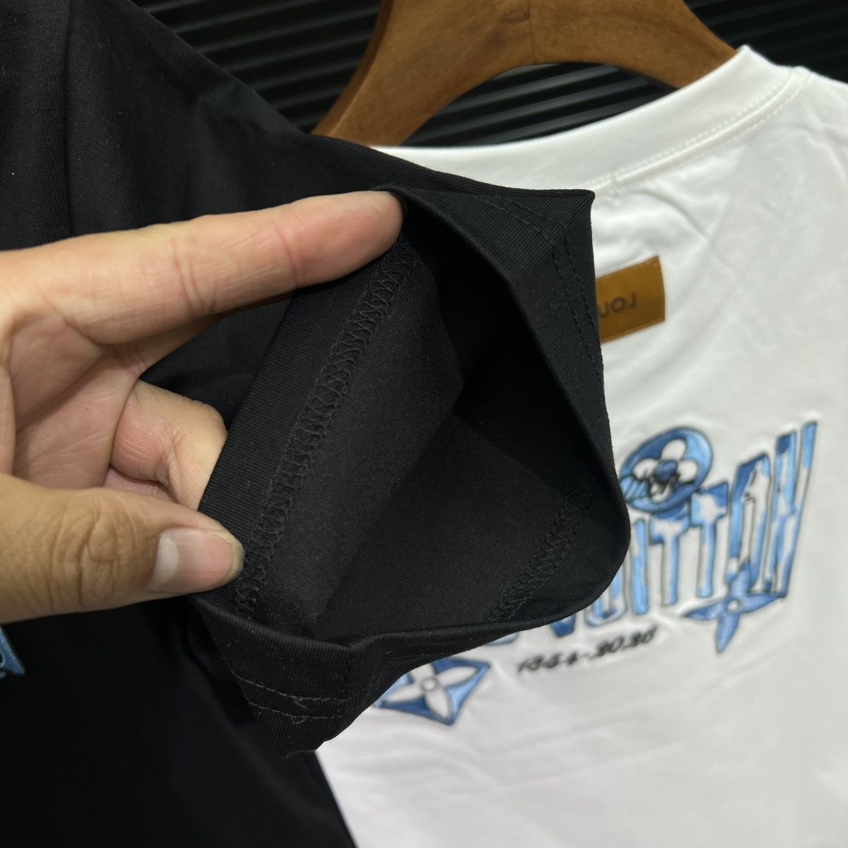 『S-2XL』男女兼用の刺繍入りラウンドネック半袖コットンTシャツ