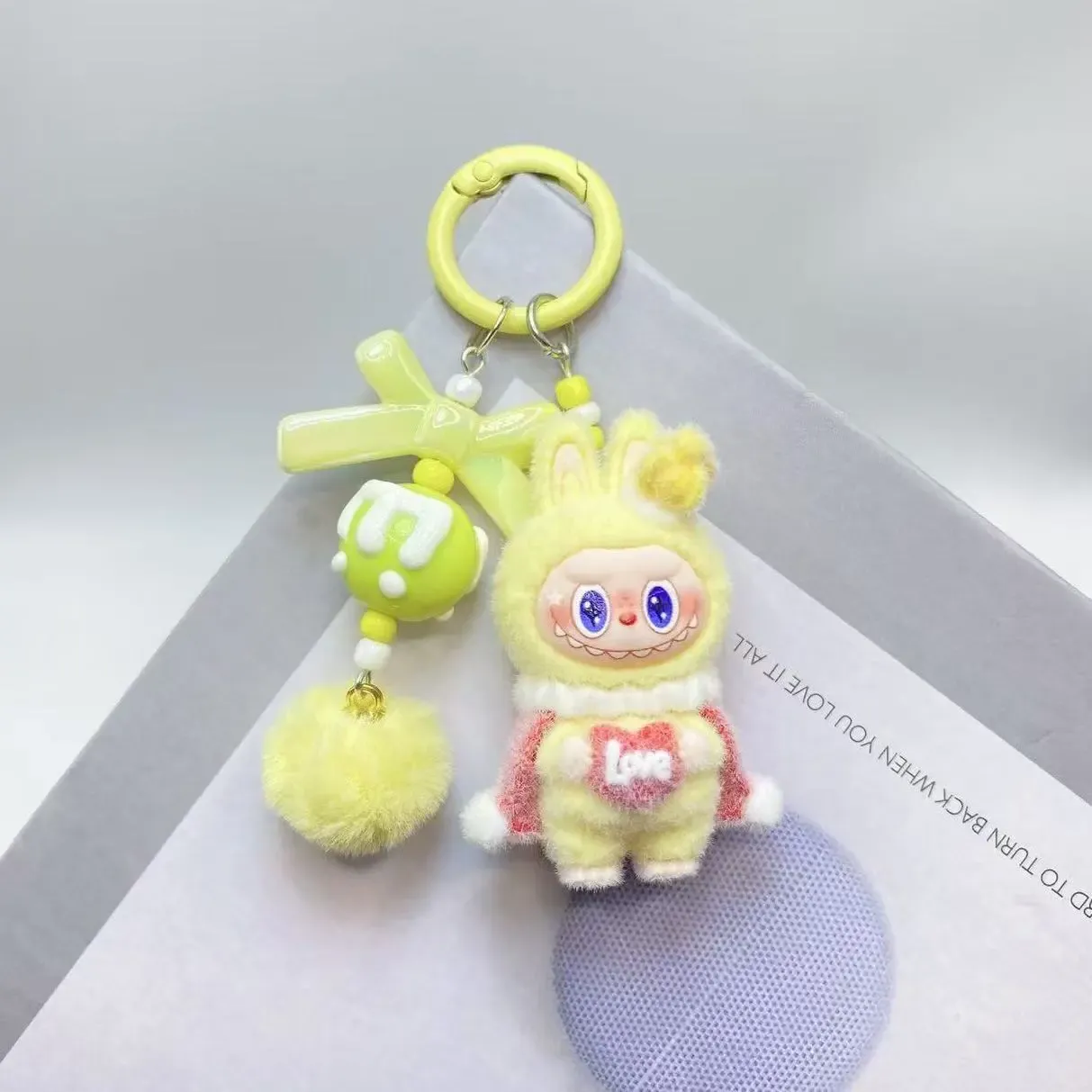 新しいフロッキングクロスペンダントかわいい人形キーチェーンペンダントギフト