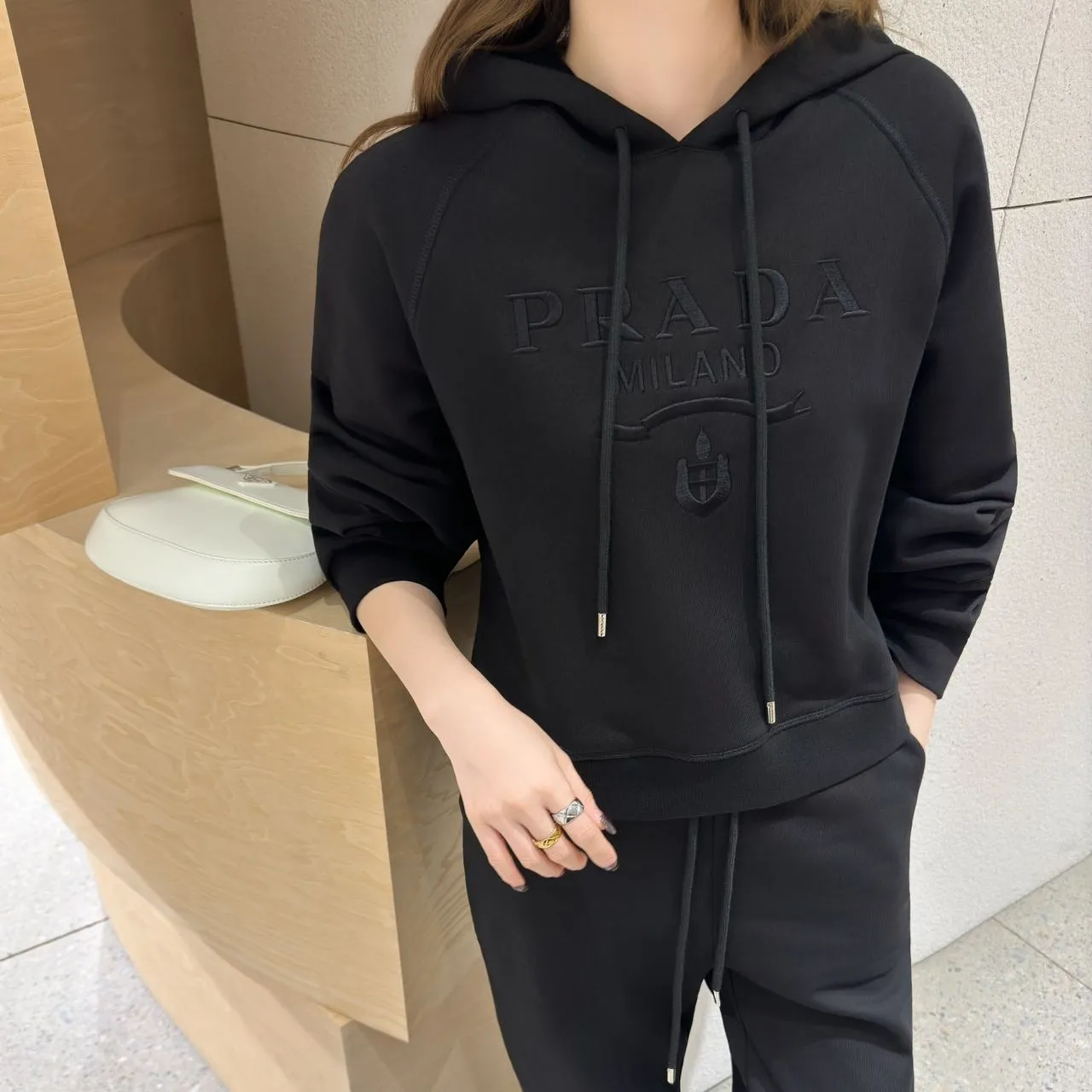 『S-L』日常使いに最適 二色選べる おしゃれ度アップ 柔らかい 合わせやすい トップス+パンツ セットアップ