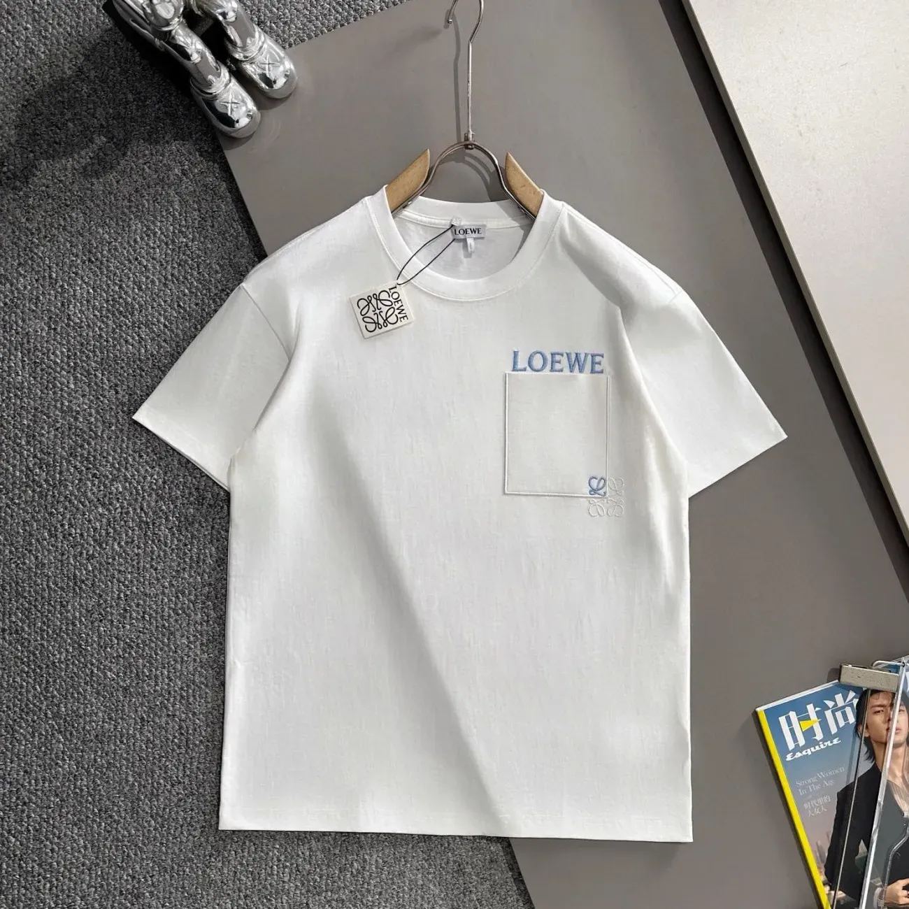 『XS-L』春夏新作 定番刺繍入りカジュアル半袖Tシャツ