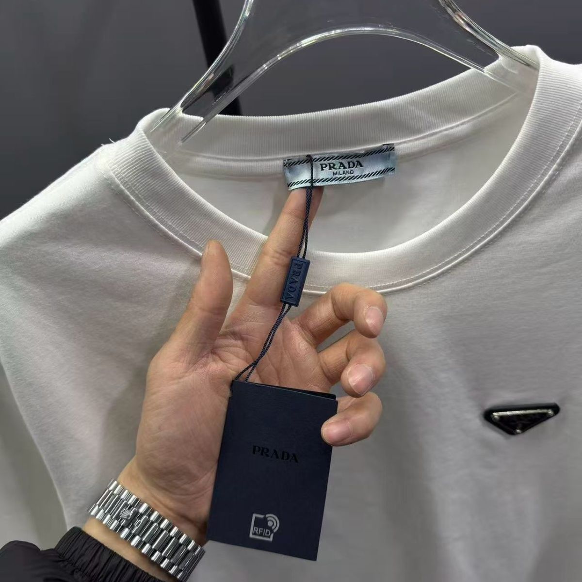 『S-2XL』夏にぴったりの、ファッショナブルでカジュアルなメンズ半袖Tシャツ