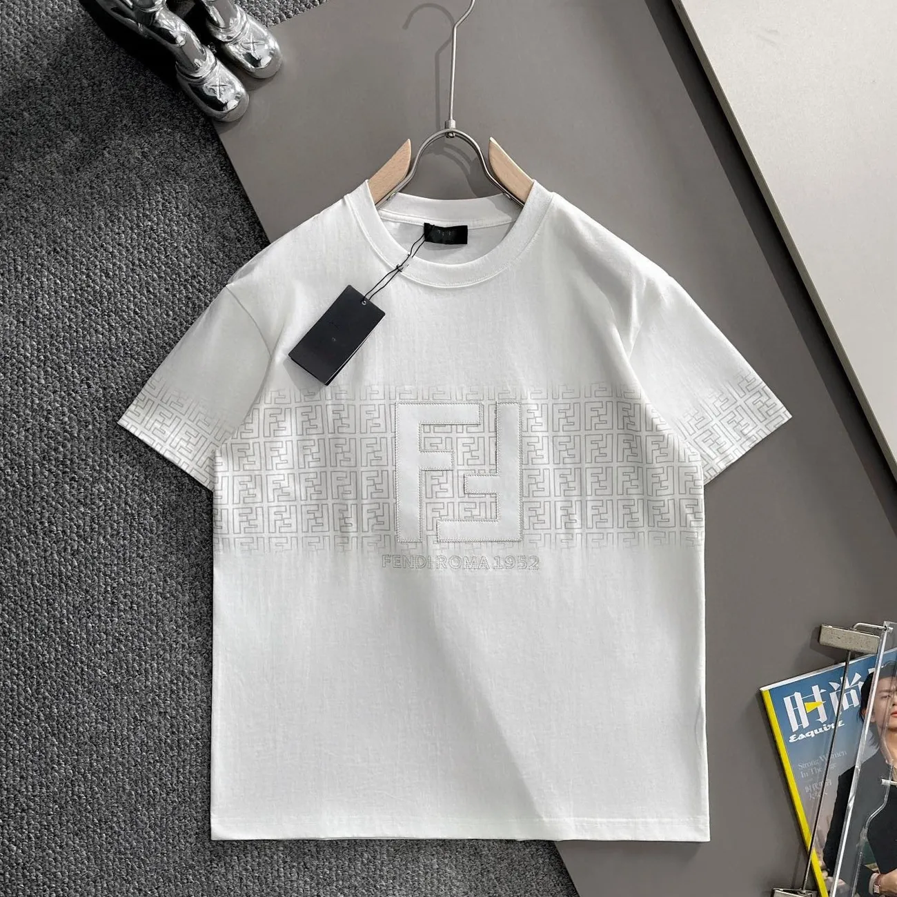 『XS-L』新作春夏クラシックレター刺繍入りカジュアルTシャツ