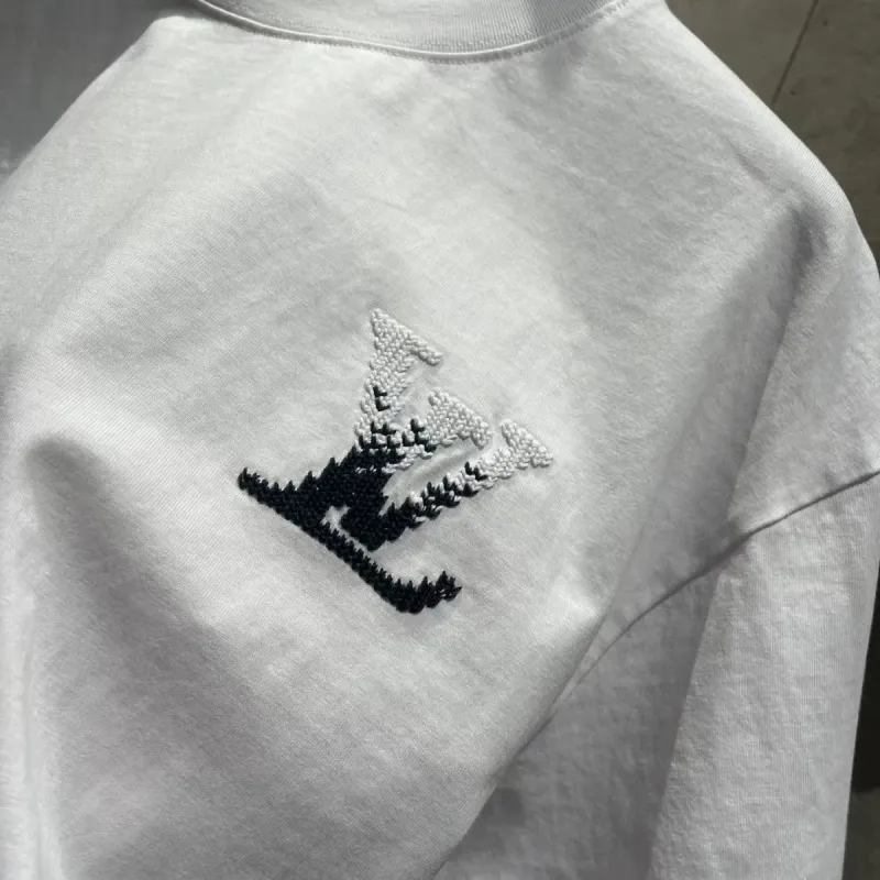 『L-5XL』人気上昇中 高品質 トレンド 質感のいい 快適 通気性 合わせやすいＴシャツ