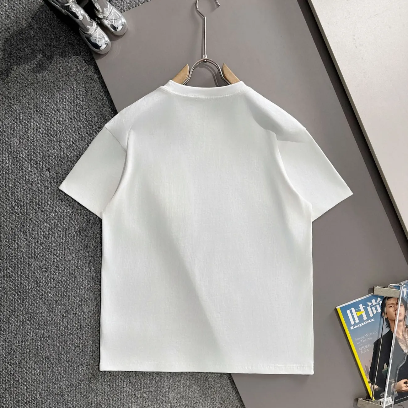『XS-L』春夏新作 定番刺繍入りカジュアル半袖Tシャツ