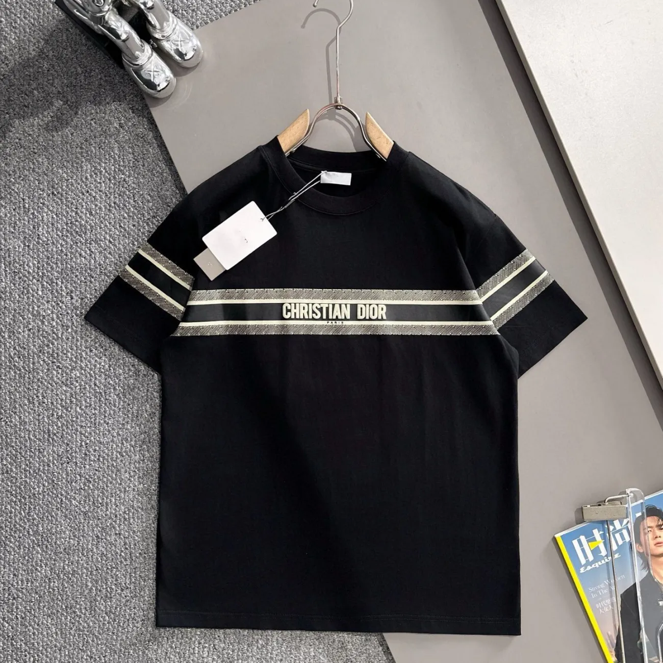 『XS-L』新作春夏定番刺繍入りカジュアルルーズ半袖Tシャツユニセックス