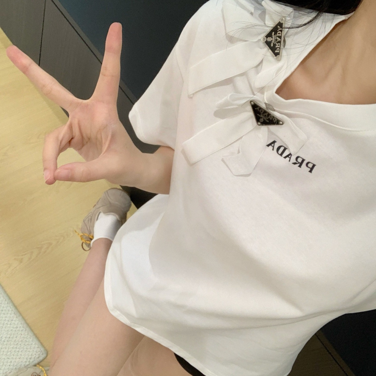 『S-L』春夏人気商品 ベルベットリボン付き半袖クルーネックTシャツ