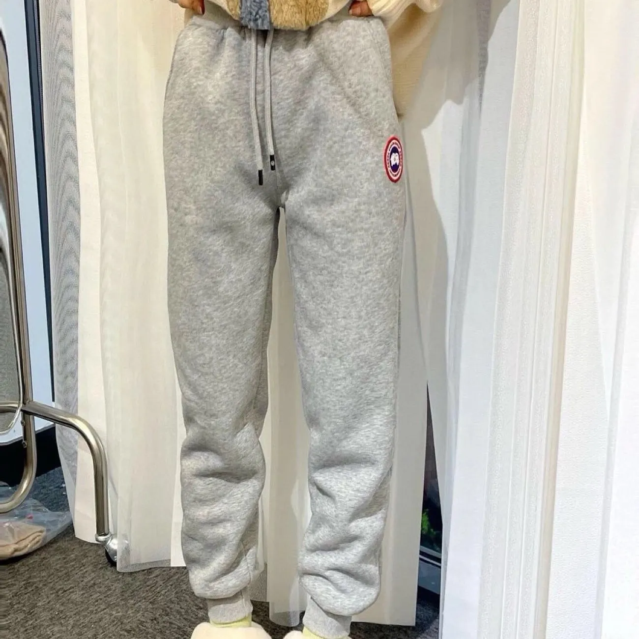 ラムウールのスウェットパンツ、フリース裏地、厚手、新しいスタイル、カップル向けカジュアルパンツ。