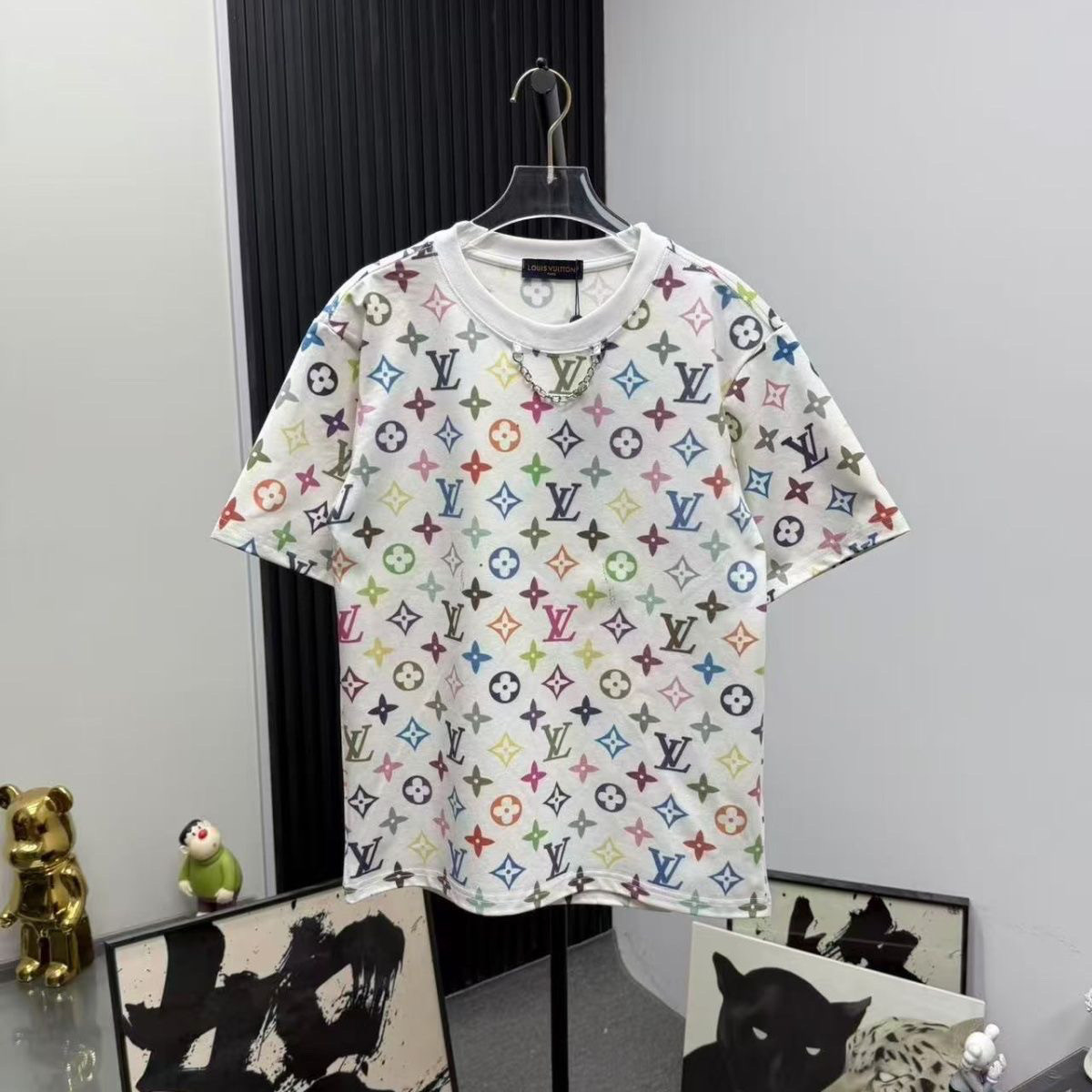 『S-2XL』春夏の装いにぴったりの、ファッショナブルでトレンディなメンズ用ライトラグジュアリー半袖トップス。