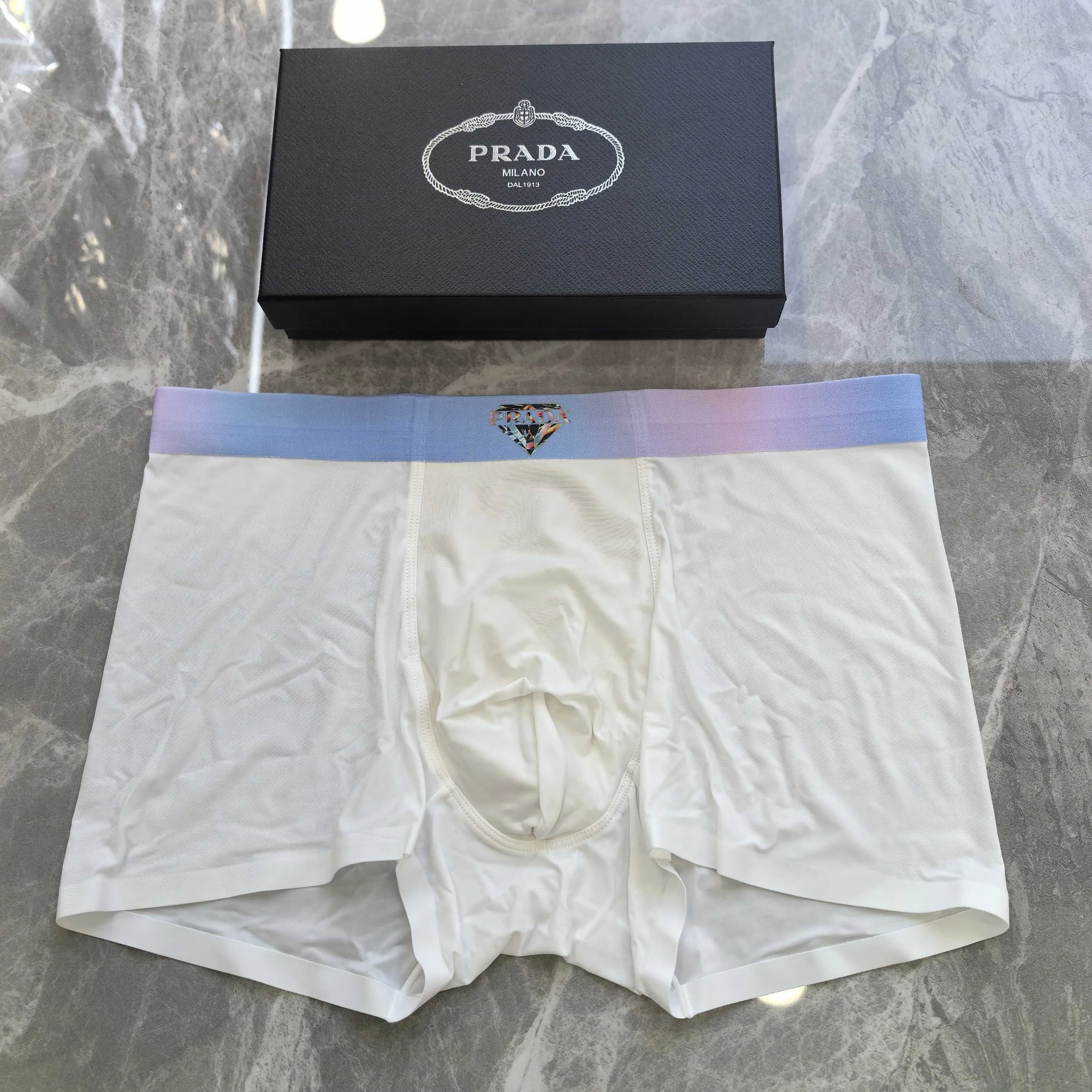 『L-4XL』一日中快適 さらりとした 軽やかな素材 ボクサータイプ 下着
