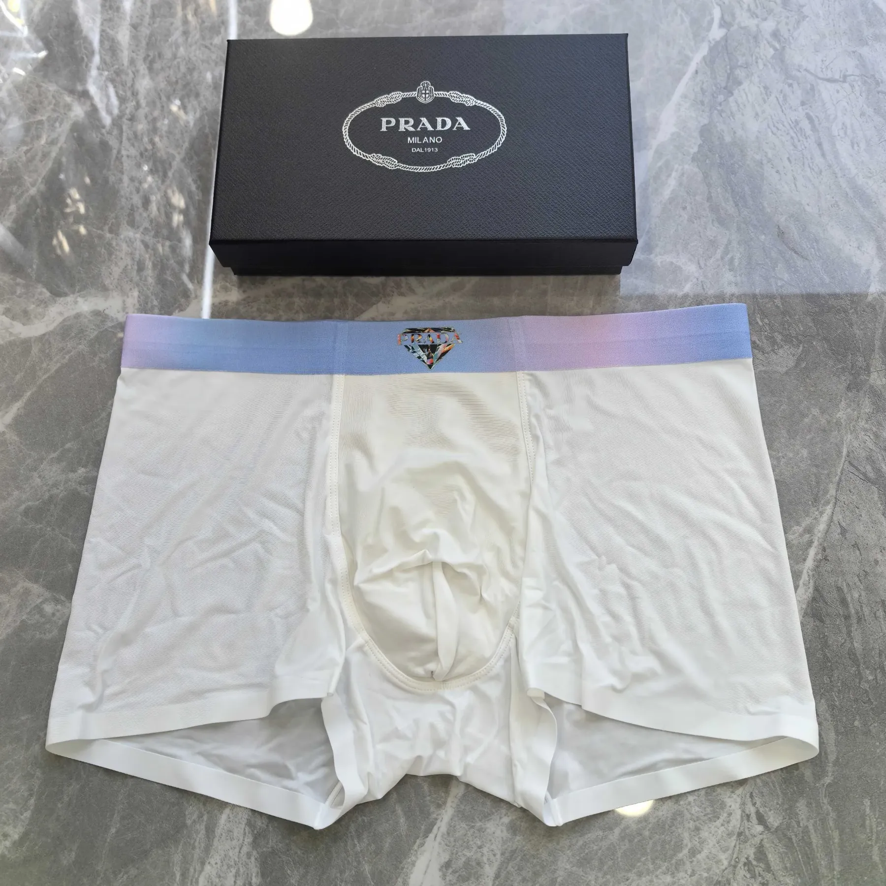 『L-4XL』一日中快適 さらりとした 軽やかな素材 ボクサータイプ 下着