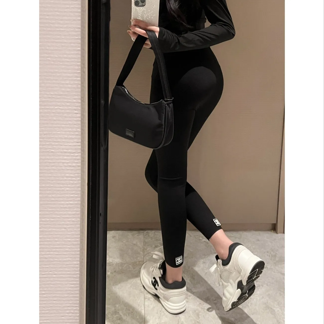 『S-L』人気爆発中 元気いっぱい ファッション フェミニン セクシートップス