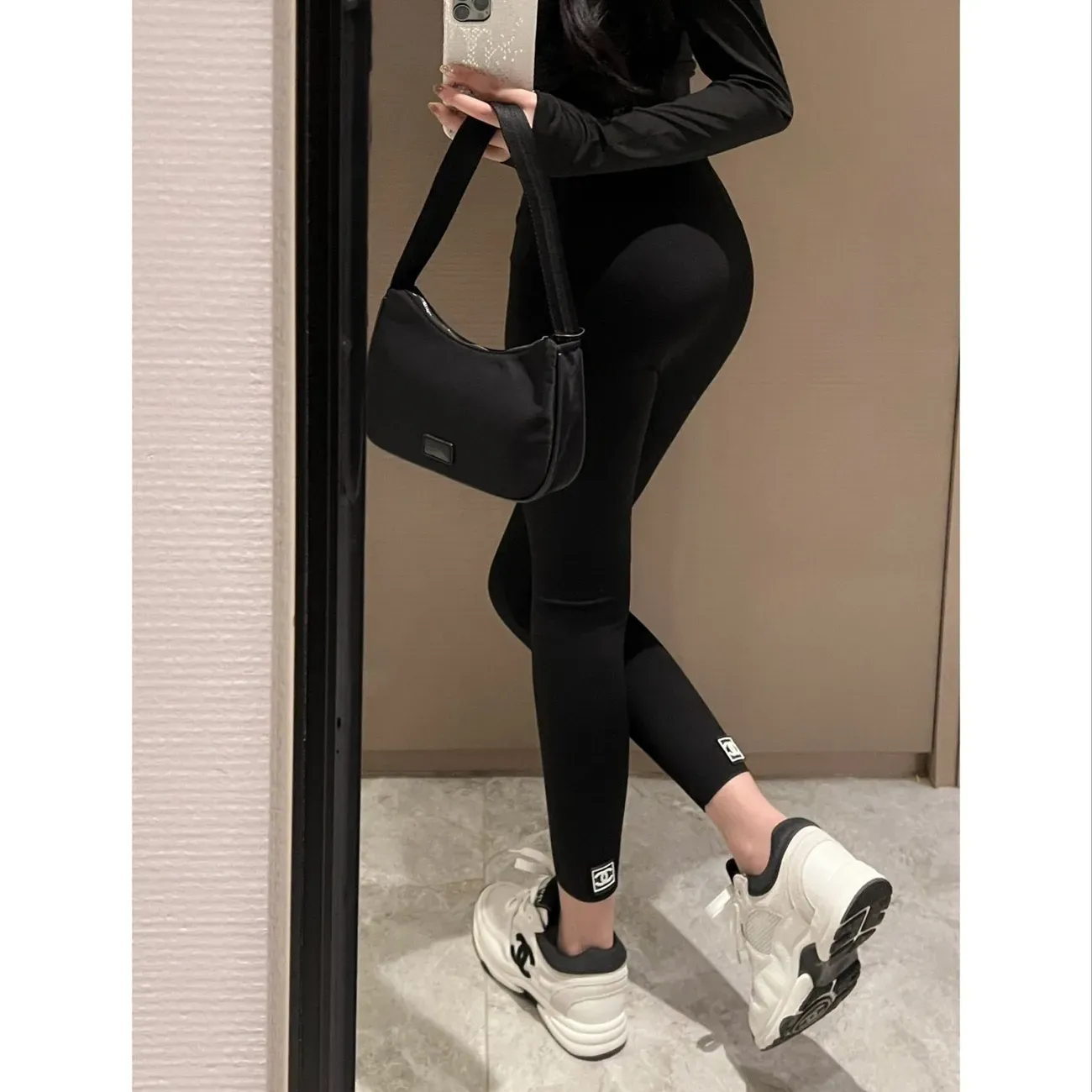 『S-L』人気爆発中 元気いっぱい ファッション フェミニン セクシートップス