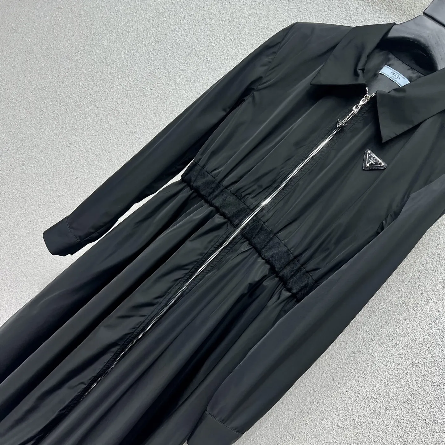 『S-L』オシャレ度MAX すっきり見せ 存在感のある 気質満点 トレンド感 ワンピース