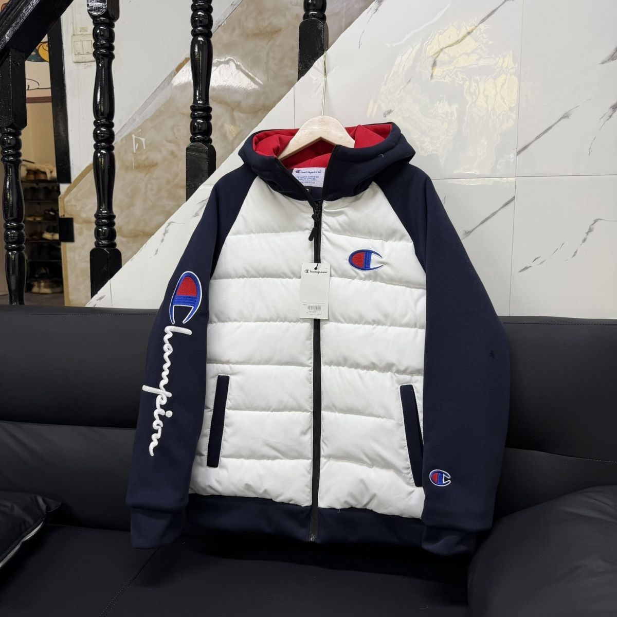 『S-4XL』冬用フード付きファッション刺繍入りコットンパッド入りジャケット（男女兼用）、パッチワークコート