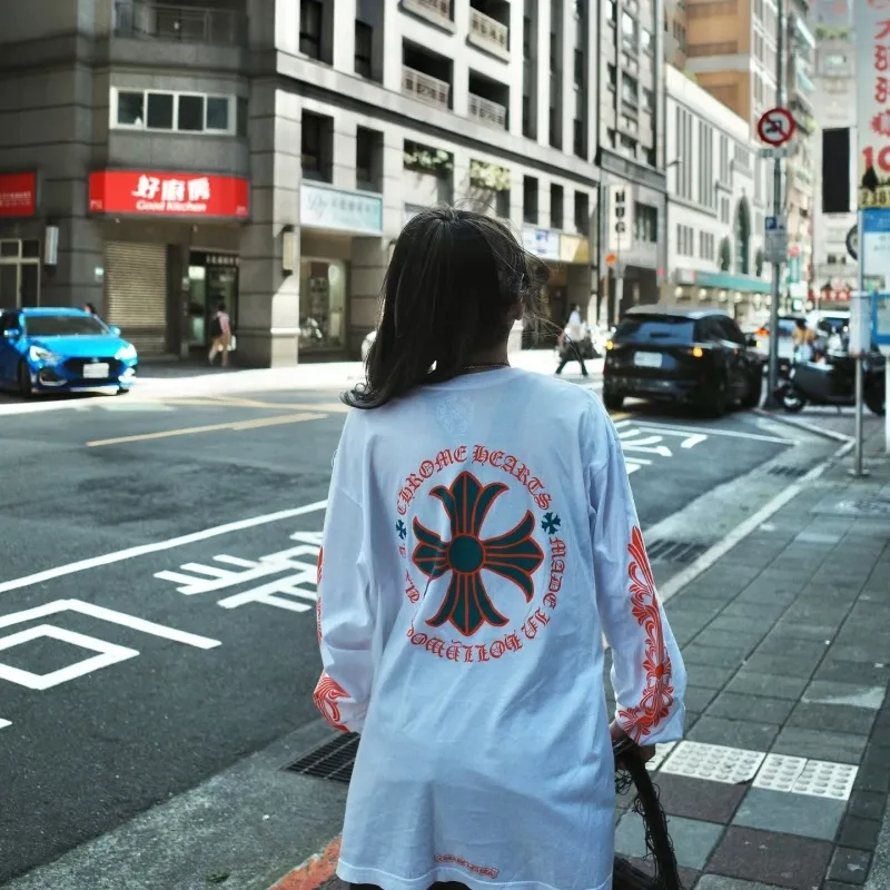 『S-XL』今季も大流行 ゆるい 着心地良い カッコイイ配色 合わせやすい 長袖Tシャツ