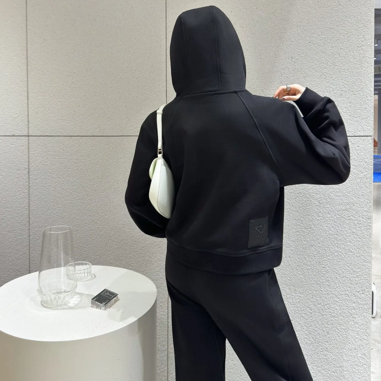 『S-L』日常使いに最適 二色選べる おしゃれ度アップ 柔らかい 合わせやすい トップス+パンツ セットアップ