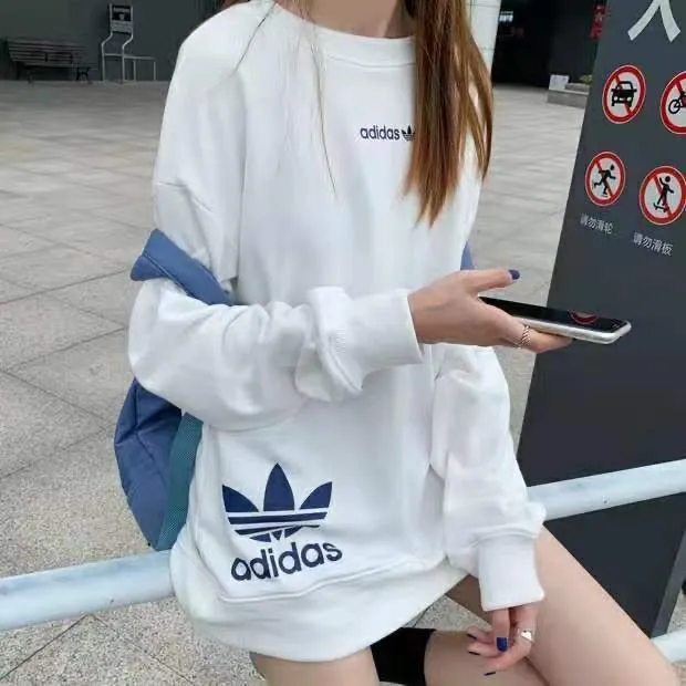 『S-XL』絶対欲しい！リラックス感ある アルファベット 着心地良い トレンド ルーズ 合わせやすい トレーナー