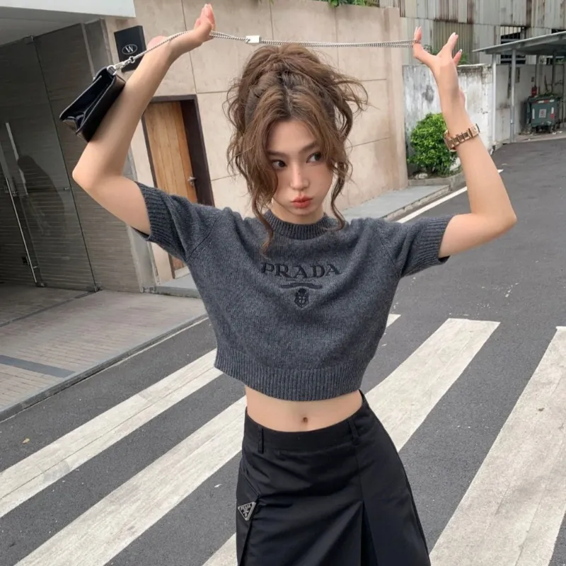 【S-L】超人気商品 絶対流行 モード カジュアル ラウンドネック プルオーバー ニット生地 Ｔシャツ