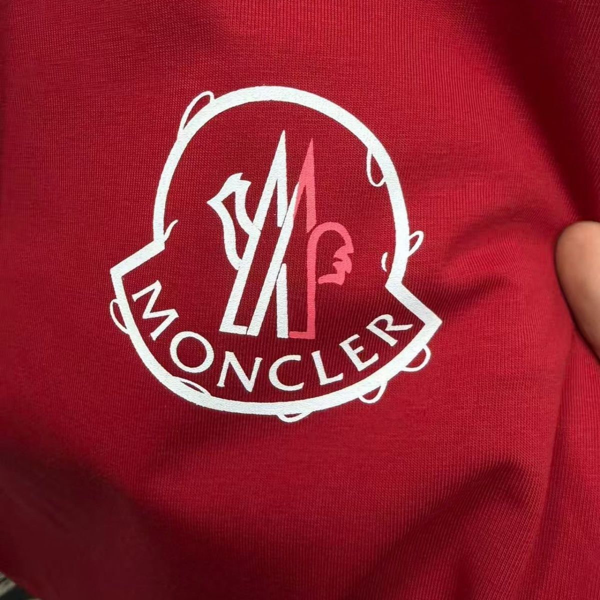 『S-2XL』プリント柄の半袖Tシャツ  カップルスタイルで、厚手ながらも高級感があり、トレンディなデザインです
