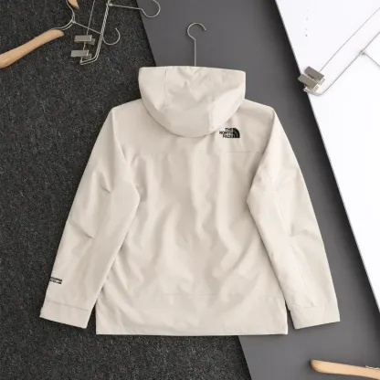 『S-2XL』 今季も大流行 絶対流行 ペアルック カップル きれいめ系 3色 防風 アウター