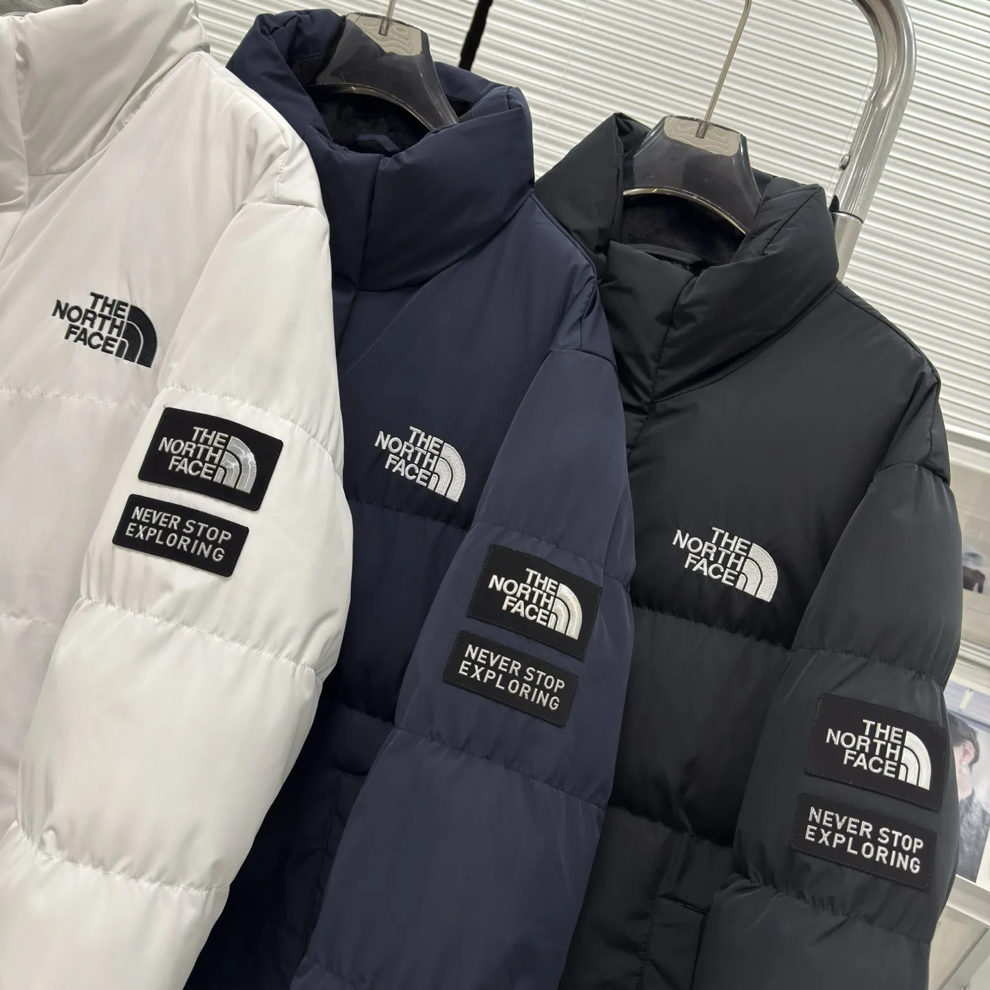 『M-3XL』人気上昇中 今季も大流行 ノームコア 日常 冬 防風性 防水性 アウター