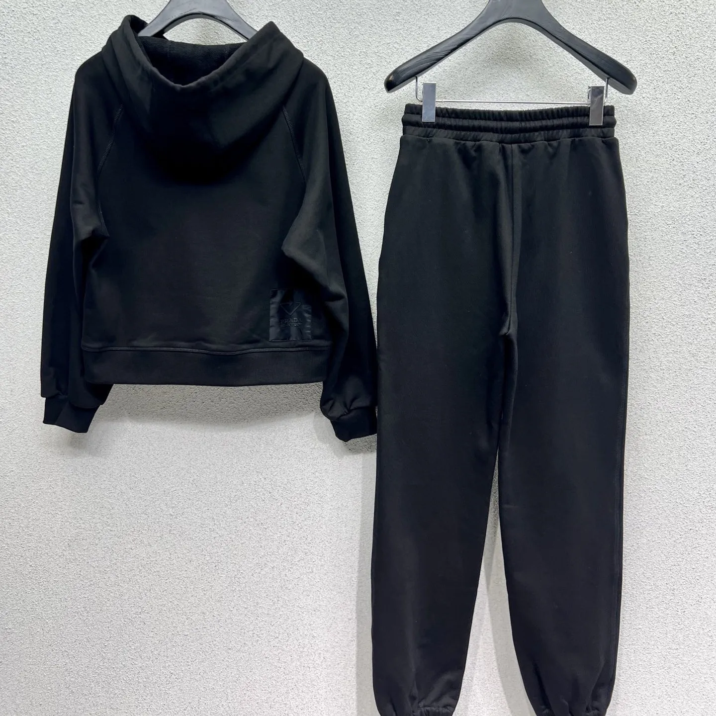 『S-L』日常使いに最適 二色選べる おしゃれ度アップ 柔らかい 合わせやすい トップス+パンツ セットアップ