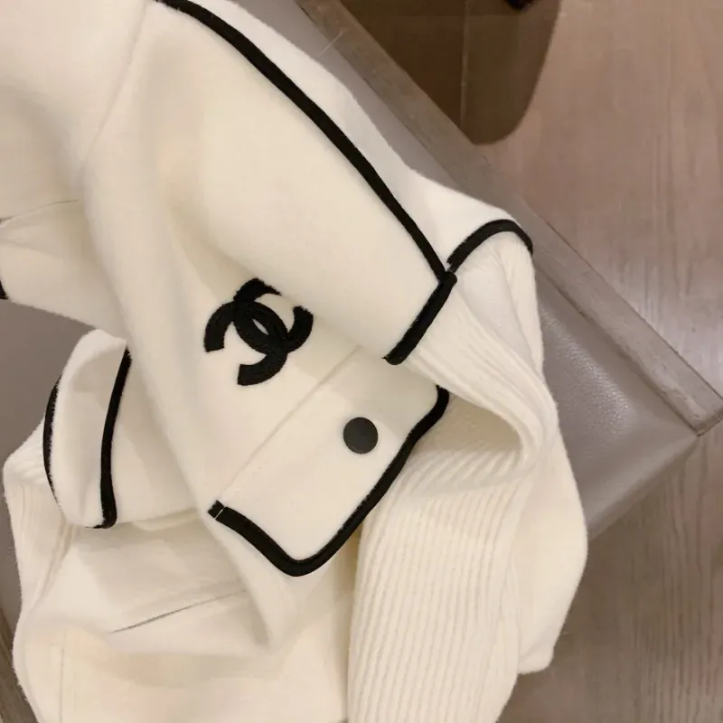 『フリーサイズ』爆売れ中 今季も大流行 好感度100％ 優しい雰囲気 大人らしい アウター