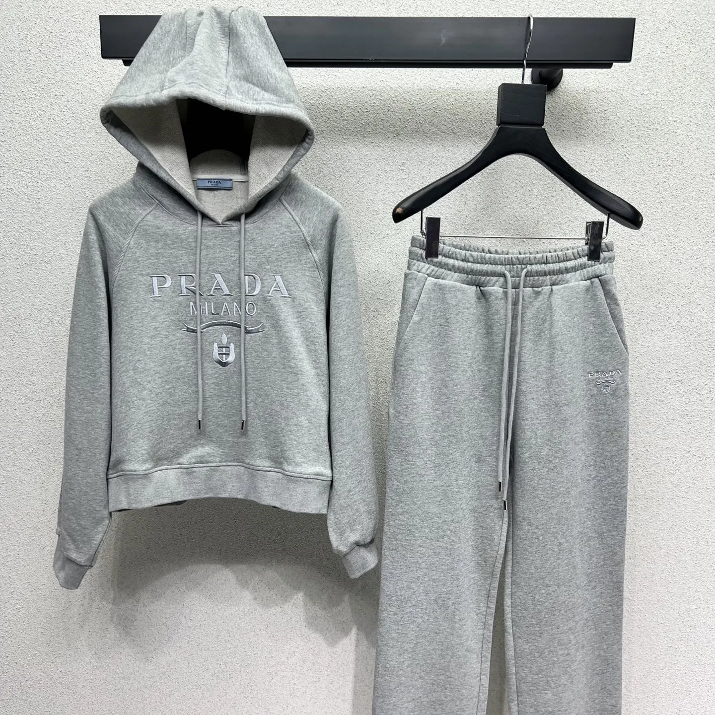 『S-L』日常使いに最適 二色選べる おしゃれ度アップ 柔らかい 合わせやすい トップス+パンツ セットアップ