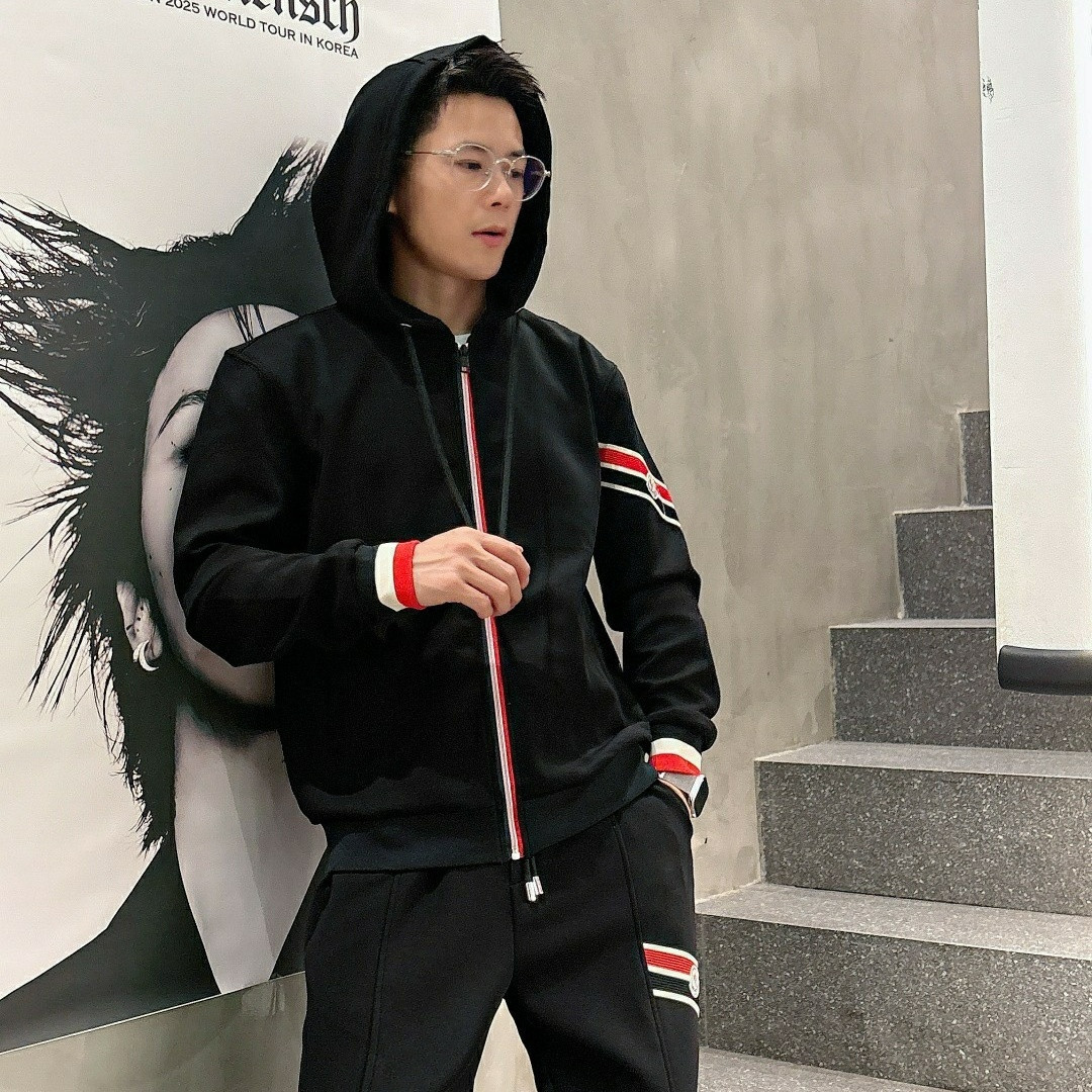 【MONCLER 公式旗艦店】モンクレール☆二点セット☆ご好評に付き再入荷！