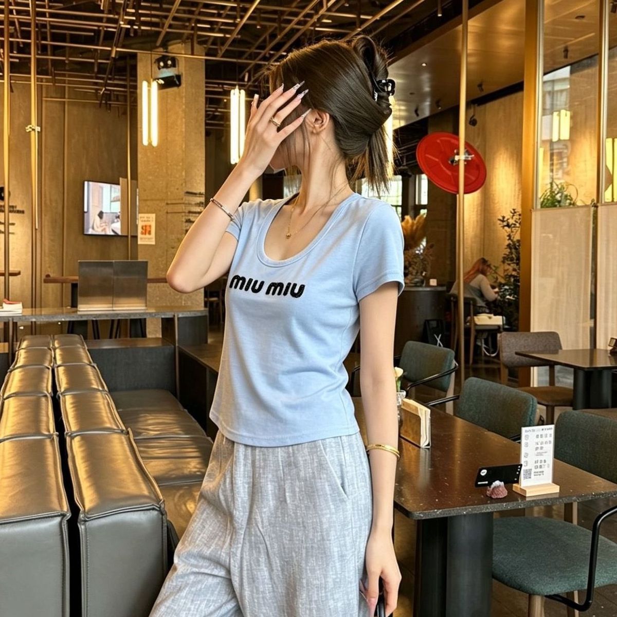 夏用ラウンドネックゆったり万能レター半袖Tシャツ（レディース）