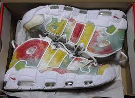 NIKE ナイキ AIR MORE UPTEMPO 96  INTERNATIONAL UK QS エアモアアップテンポ96  インターナショナル  イギリス メンズ スニーカー AMARILLO/WHITE/SPEED RED/NEPTUNE GREEN アマリロ/ホワイト/スピードレッド/ネプチューングリーン【海外限定 日本未入荷】