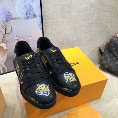 【L010】ルイ・ヴィトン Louis Vuitton Trainer Sneaker Nigo Plain Calf Leather "Noir"
