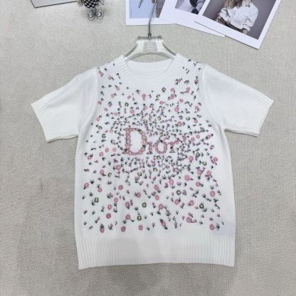 大人気の丈夫な刺繍入りラウンドネックプルオーバーニットトップス