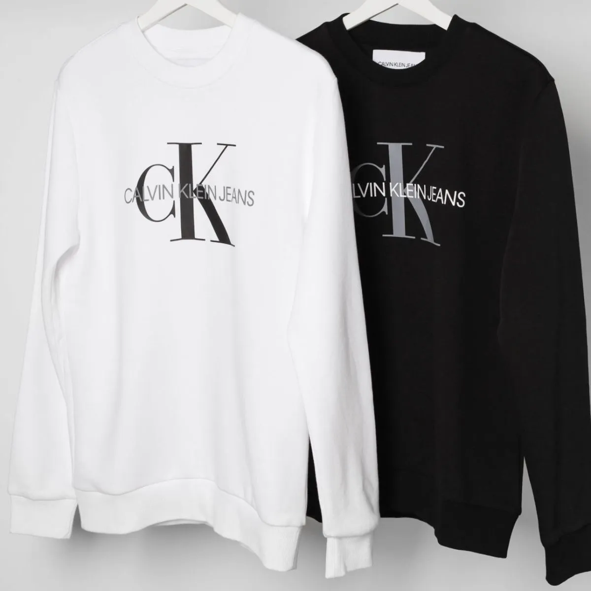 【S-2XL】人気急上昇 シンプル 合わせやすい アルファベット 上質 トレーナー