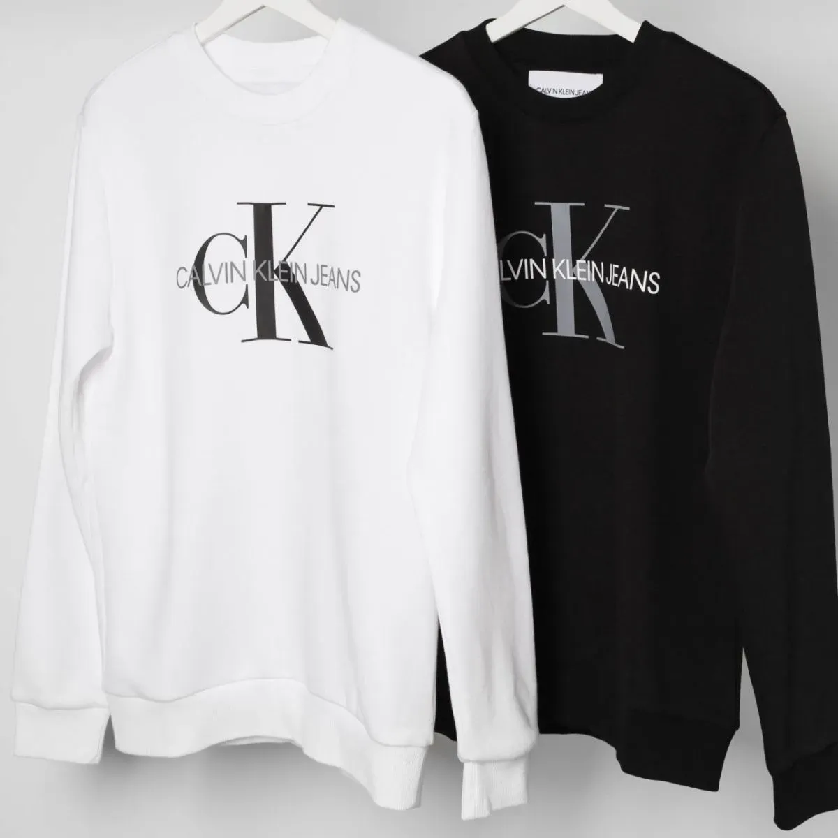 【S-2XL】人気急上昇 シンプル 合わせやすい アルファベット 上質 トレーナー