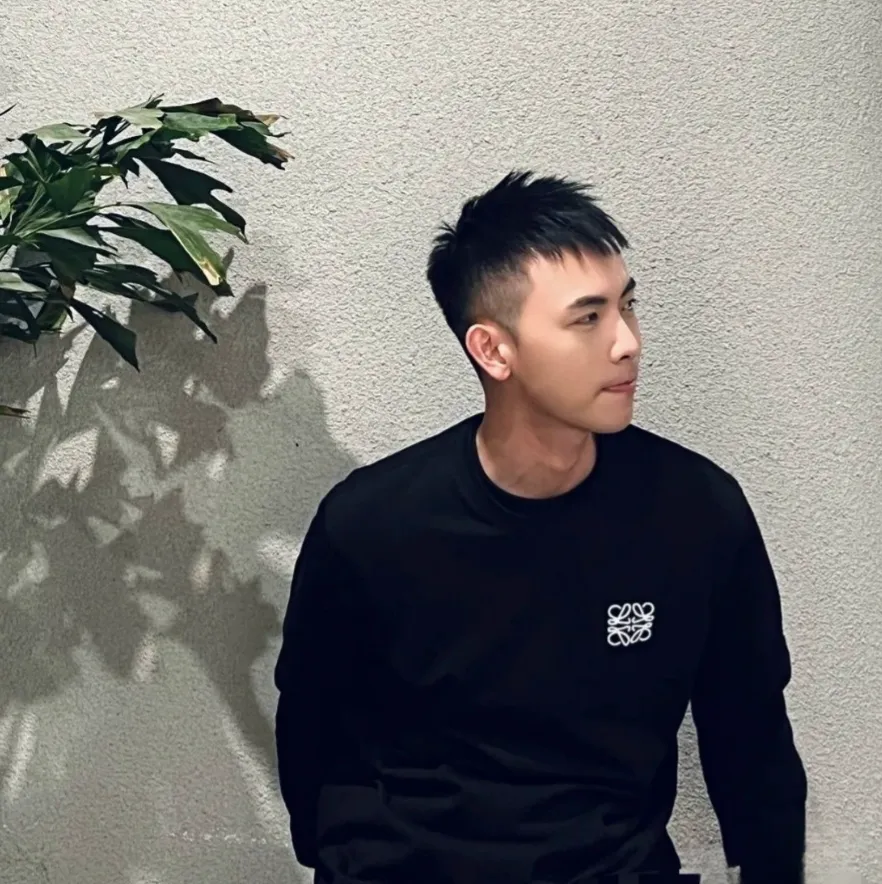 【S-3XL】人気急上昇 売れ筋 ファッション 韓国系 ラウンドネック 合わせやすい 高品質 トレーナー